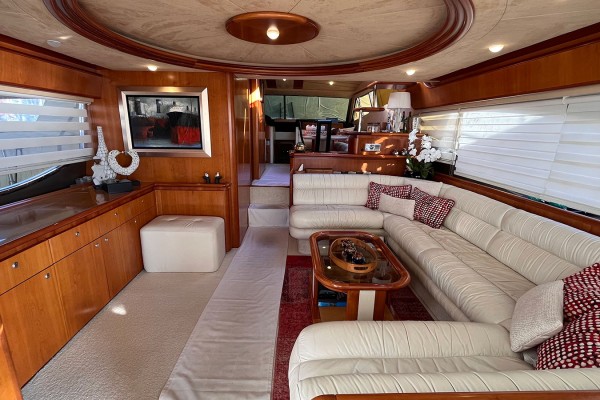 2003 Ferretti 680