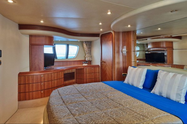 2006 Azimut 68 Evo