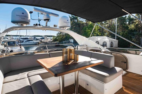 2008 Princess 62 Flybridge