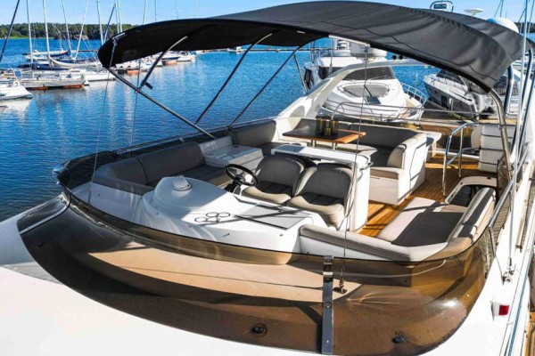2008 Princess 62 Flybridge