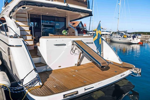 2008 Princess 62 Flybridge