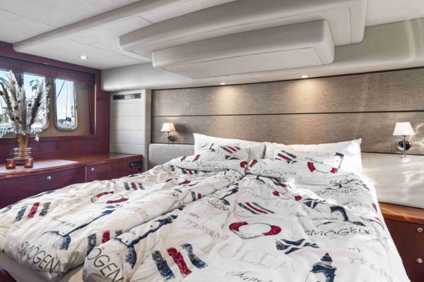 2008 Princess 62 Flybridge