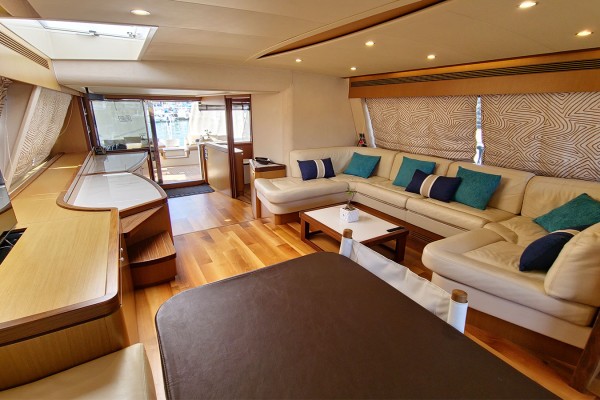 2006 Ferretti 630