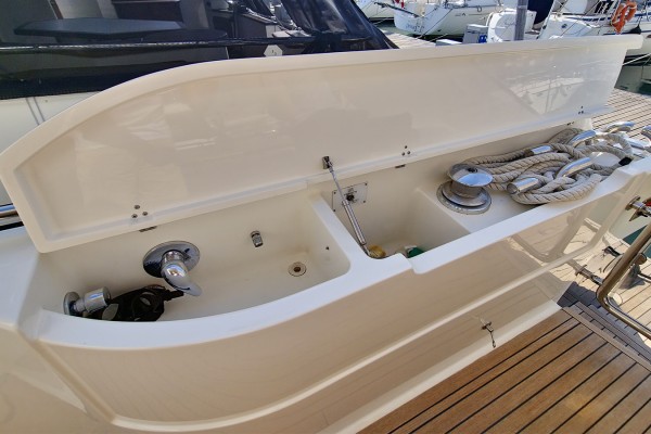 2006 Ferretti 630