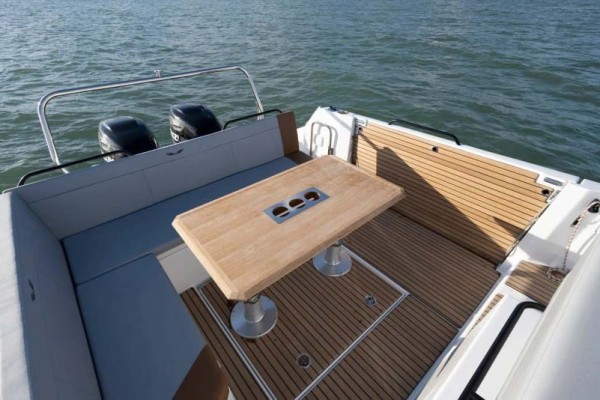 2021 Beneteau Flyer 9 SUNdeck