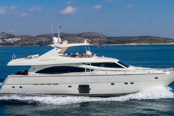 2007 Ferretti 830 HT