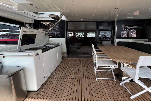 2019 Lagoon 630