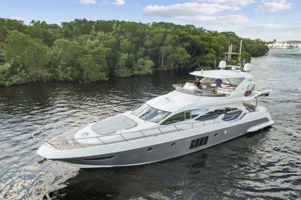 2013 Azimut 70 Fly