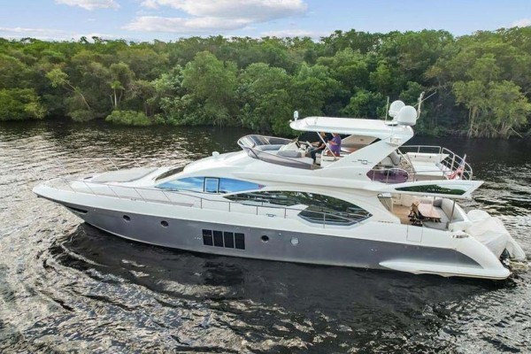 2013 Azimut 70 Fly
