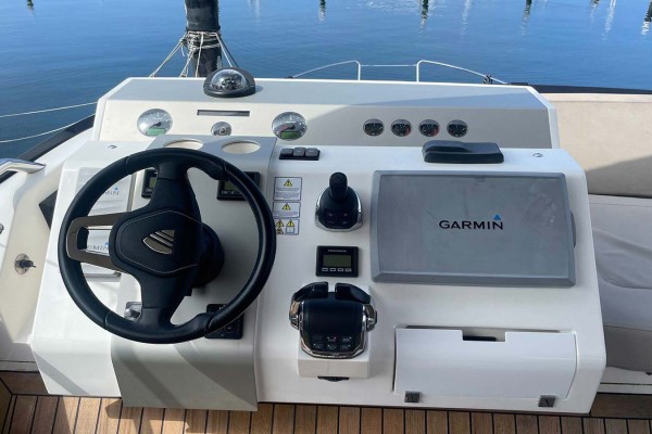 2016 Fairline Squadron 48