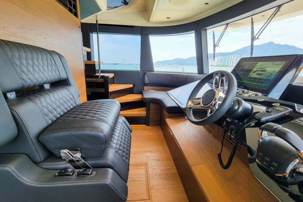 2020 Absolute Navetta 73