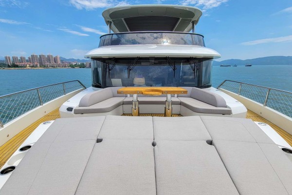 2020 Absolute Navetta 73