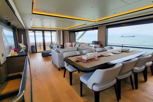 2020 Absolute Navetta 73
