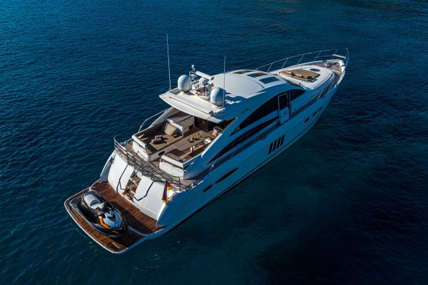 2007 Princess V65