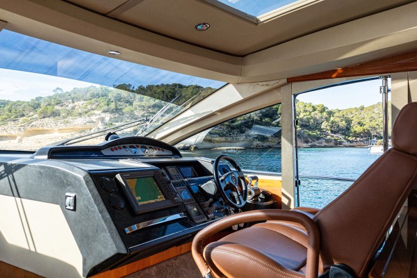 2007 Princess V65
