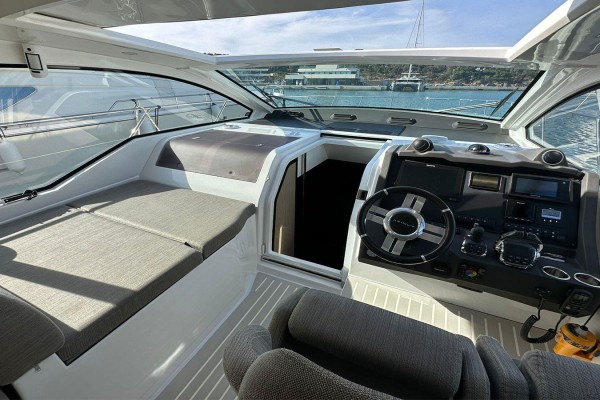 2018 Azimut Atlantis 51