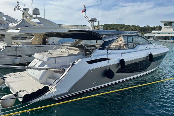 2018 Azimut Atlantis 51