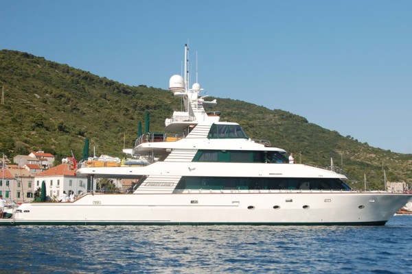 2004 Westport 42m