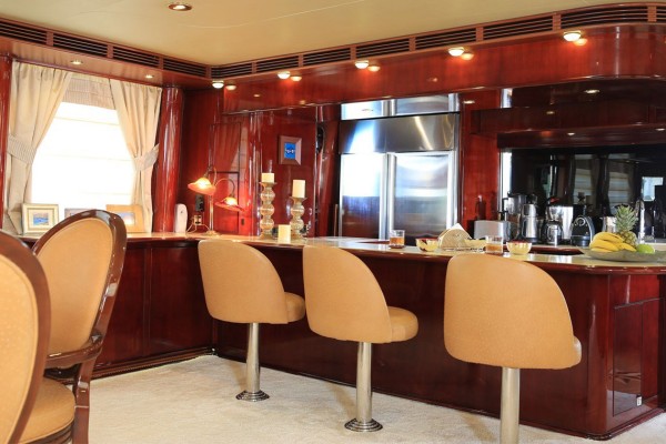 2004 Westport 42m