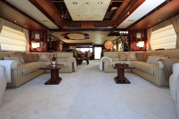2004 Westport 42m