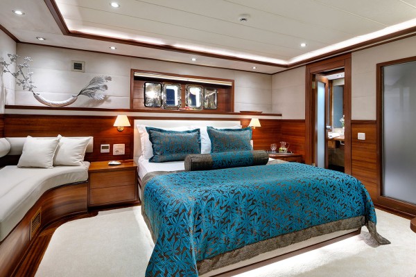 2011 Ruth Yachting 41m