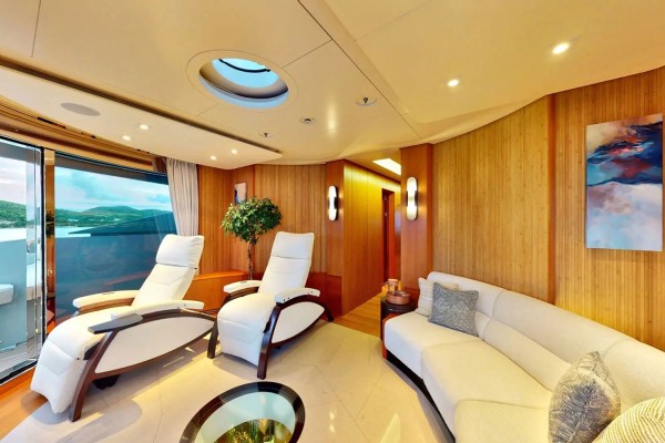 2011 Heesen 55m