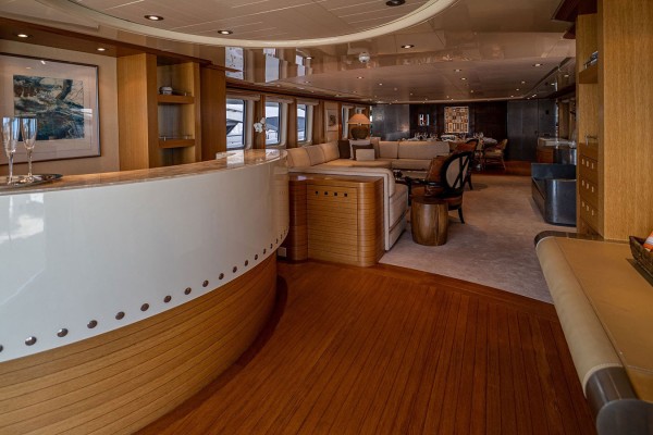 2003 Heesen 44m