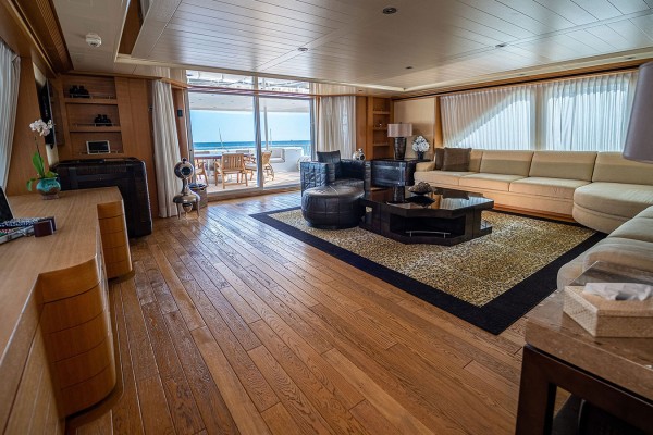 2003 Heesen 44m