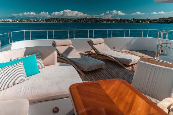 2003 Heesen 44m