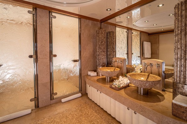 2003 Heesen 44m