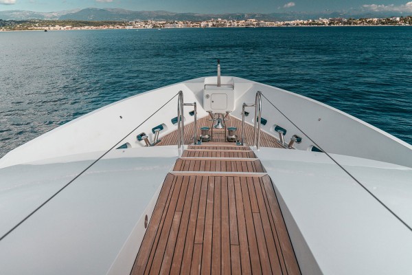 2003 Heesen 44m