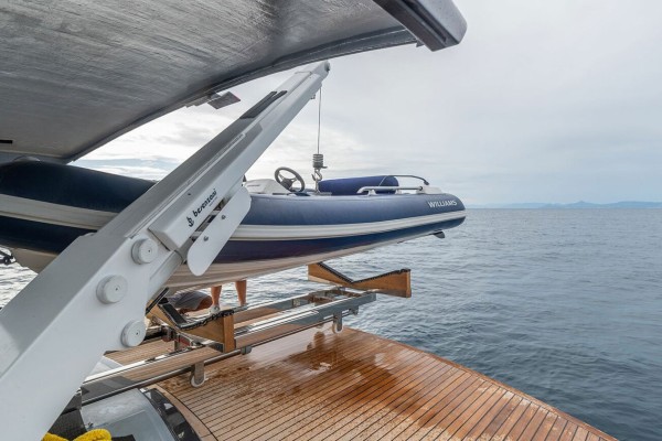2004 Pershing 115