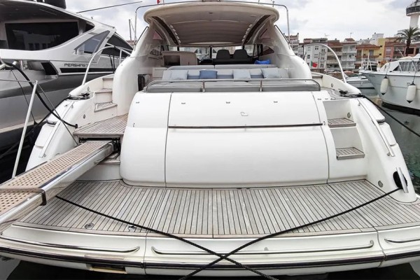 2004 Princess V58