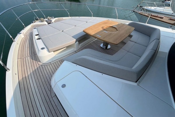2023 Absolute Navetta 68