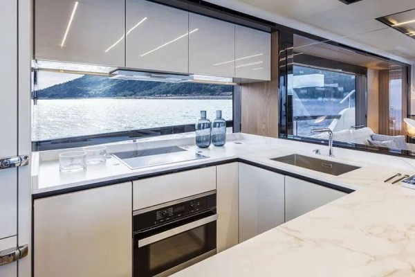 2023 Absolute Navetta 68