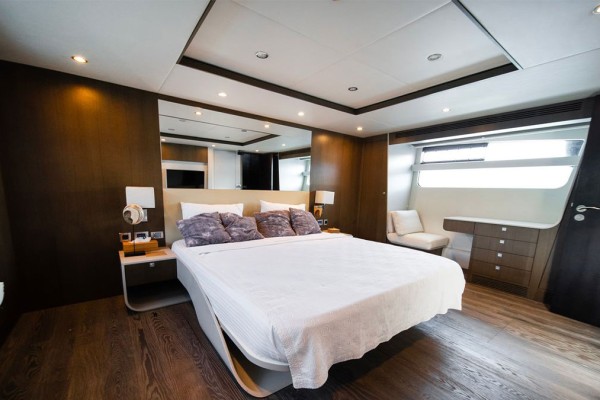 2015 Numarine 78 Fly