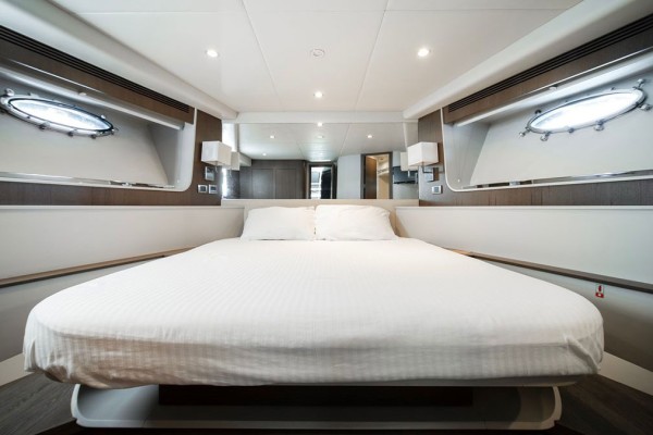 2015 Numarine 78 Fly