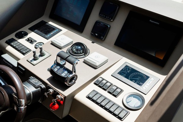 2015 Numarine 78 Fly