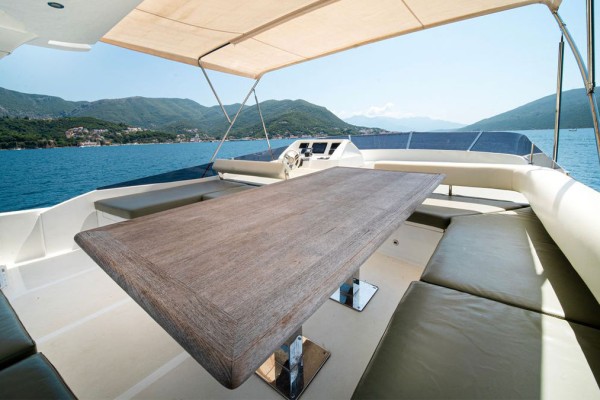 2015 Numarine 78 Fly