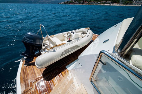 2015 Numarine 78 Fly