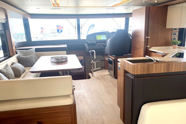 2018 Absolute Navetta 58