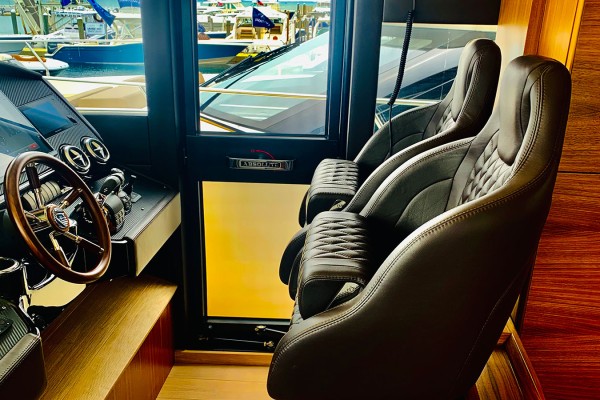 2018 Absolute Navetta 58
