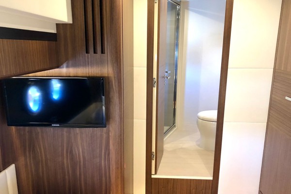 2018 Absolute Navetta 58