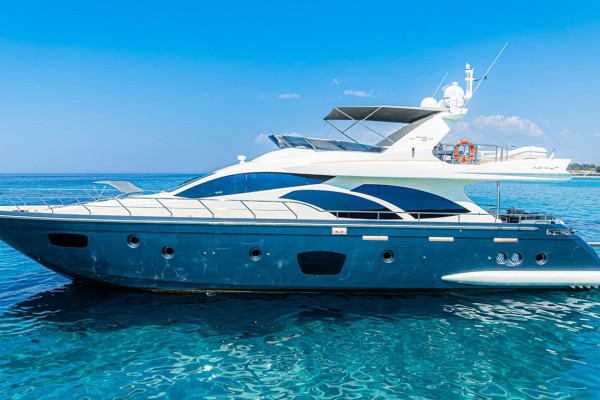 2008 Azimut 75