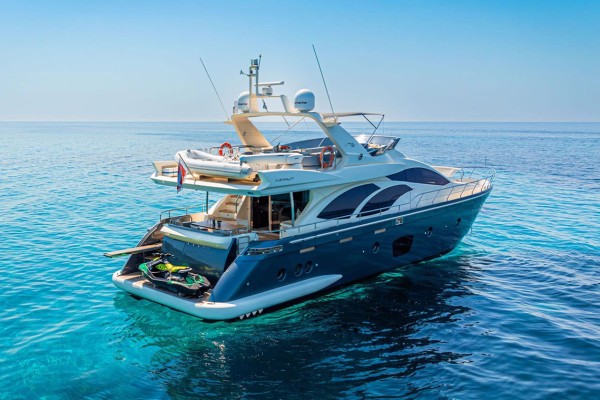 2008 Azimut 75