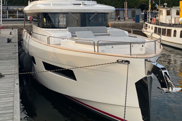 2023 Sirena 58