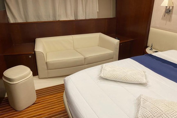 2006 Princess 67