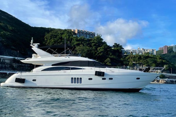 2006 Princess 67