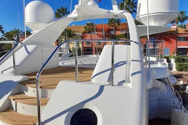 2010 Benetti Tradition 100