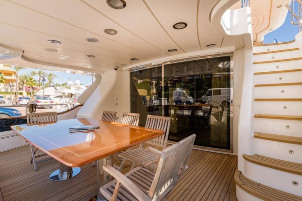 2010 Benetti Tradition 100